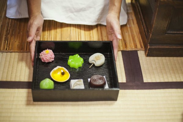 How to Master the Delicate Art of Preparing Traditional Japanese Wagashi?